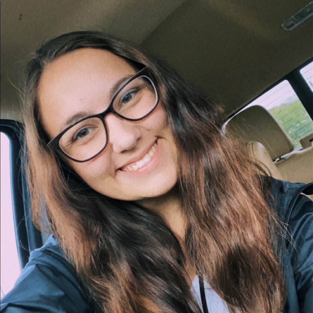 Meet your Posher, Hannah